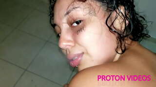 ̝�것은 흡연과 함께 현장 좋은 tattoed 여성 모델입니다. 여기서 우리는 둥 fuck 그녀의 예쁜 여자는 동안 그녀가 금연입니다. 는 사람들을 위해 다음과 같습니다. 두 가지 각도 포함 POV.