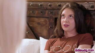 ���ரு இரகசிய இடையே காதல் இரண்டு சூடான லெஸ்பியன்