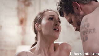 Min Chef Förtjänar Mig - Bella Rolland