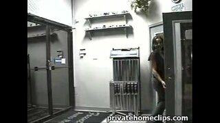 Aranyos busty babe ad főnök LEGJOBB blowjob a munka