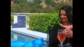 ���ණුසුම් පච්ච සුන්දරත්වය සමග raven කෙස් පොළඹවා මචෝ සහෝදර මාසේ පාලොස් වැනිදා මත ලබා ගැනීමට විශාල වට්ටම් තුළ නිවසක් මිලදී ගැනීම